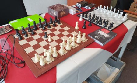 lava breed astronaut Review DGT Centaur: Fijne schaakcomputer, prettig in gebruik (*Update 15-3)  - Schaaksite